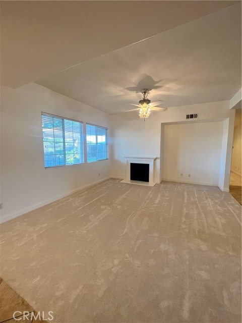 Detail Gallery Image 11 of 30 For 53051 Imperial, Lake Elsinore,  CA 92532 - 4 Beds | 2/1 Baths