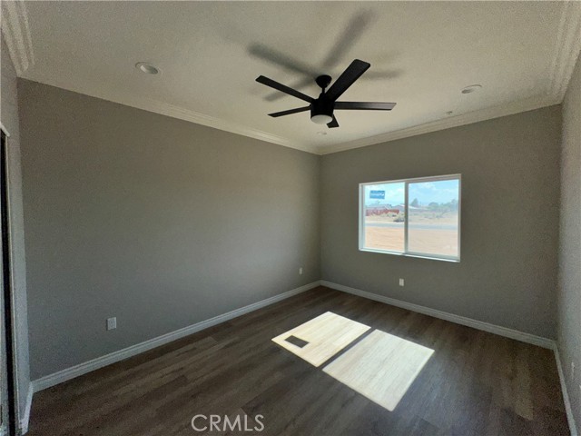21928 sioux Road, Apple Valley CA: https://media.crmls.org/medias/5c9cd621-b7da-4b99-9ab7-94adedc60fea.jpg