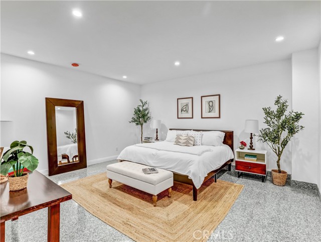 Detail Gallery Image 15 of 34 For 1333 S Beverly Glen Bld #402,  Los Angeles,  CA 90024 - 5 Beds | 5/1 Baths