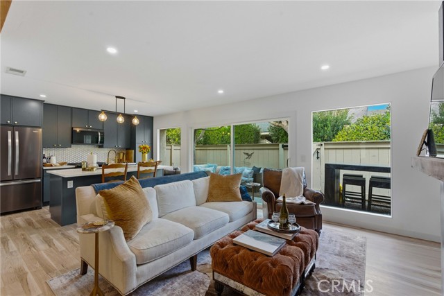 Detail Gallery Image 2 of 34 For 2123 Village Ln, Solvang,  CA 93463 - 3 Beds | 2/1 Baths