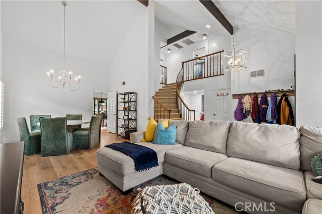 Detail Gallery Image 9 of 47 For 25842 Vaquero Ct, Valencia,  CA 91355 - 4 Beds | 3 Baths