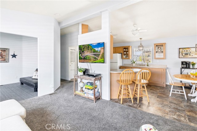 32600 State Highway 74, Hemet CA: https://media.crmls.org/medias/5c9e23b2-1cc4-4e9f-906c-ff6f40ddc3cc.jpg