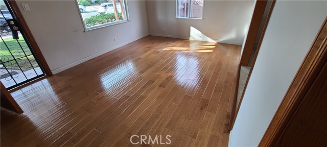 1320 North Niagara Street photo 5
