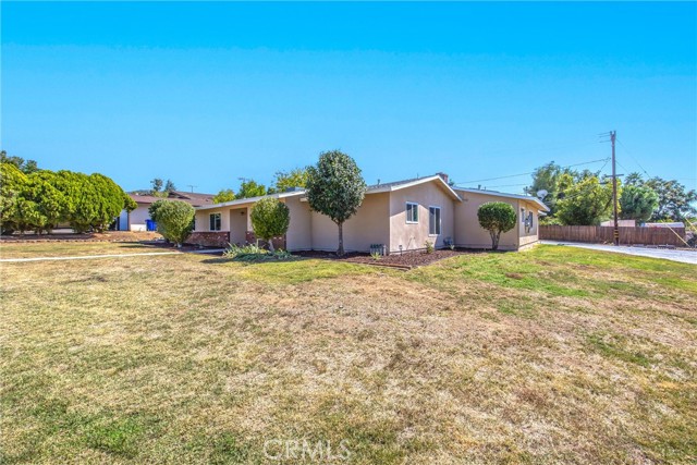 35345 Panorama, Yucaipa CA: https://media.crmls.org/medias/5c9e527d-33c4-4b95-afb2-f51b8341c273.jpg