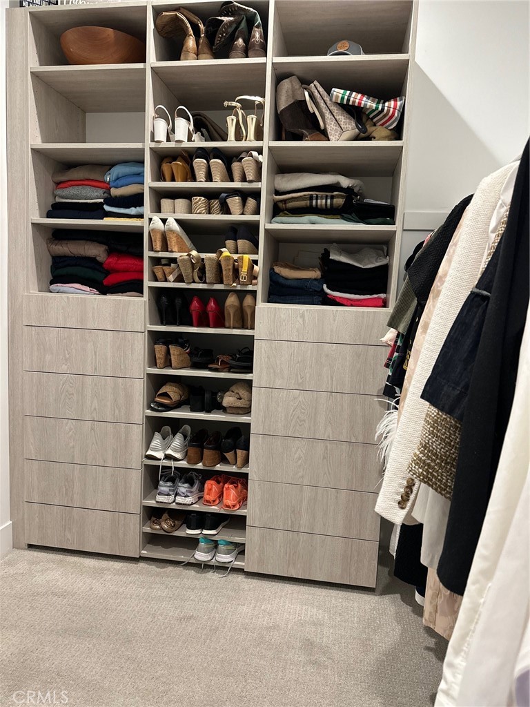 https://media.crmls.org/medias/5c9f21dd-bb6d-4ce4-abb2-6f19dba085cf.jpg?preset=X-Large