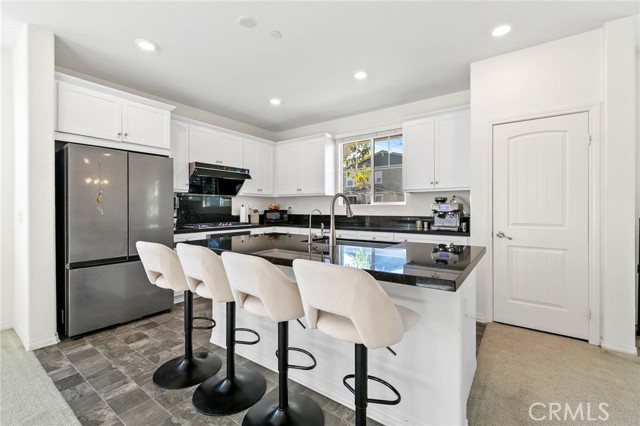 Detail Gallery Image 9 of 35 For 16746 Stags Leap, Fontana,  CA 92336 - 4 Beds | 3 Baths