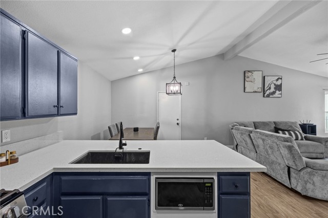 Detail Gallery Image 6 of 37 For 1720 Express Circle, Colton,  CA 92324 - 3 Beds | 2 Baths