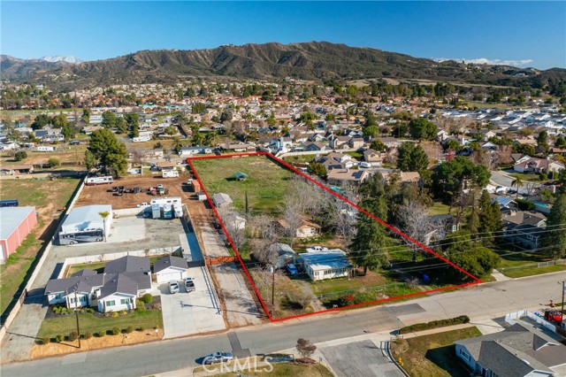 13487 Fremont Street, Yucaipa CA: https://media.crmls.org/medias/5ca18213-8ffb-41c5-a4f9-420376989c7f.jpg