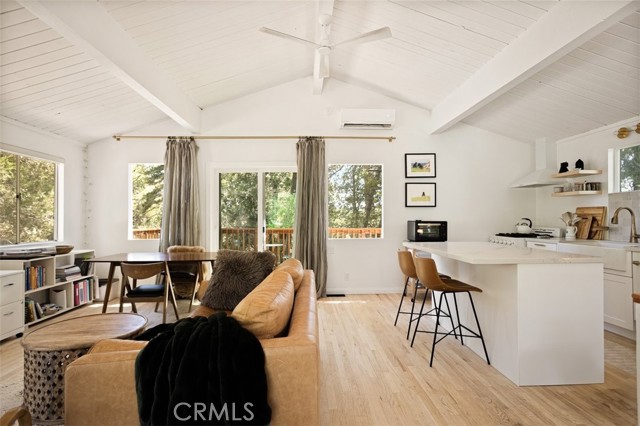 26277 Alpine Lane, Twin Peaks CA: https://media.crmls.org/medias/5ca232de-4395-4980-9d66-84c04ab77708.jpg