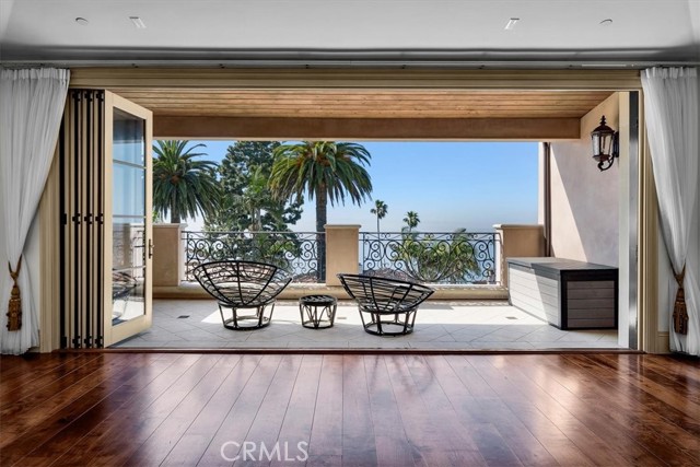 853 Rincon Lane, Palos Verdes Estates CA: https://media.crmls.org/medias/5ca283b3-c4e9-448a-a031-c7e9aa2978f0.jpg