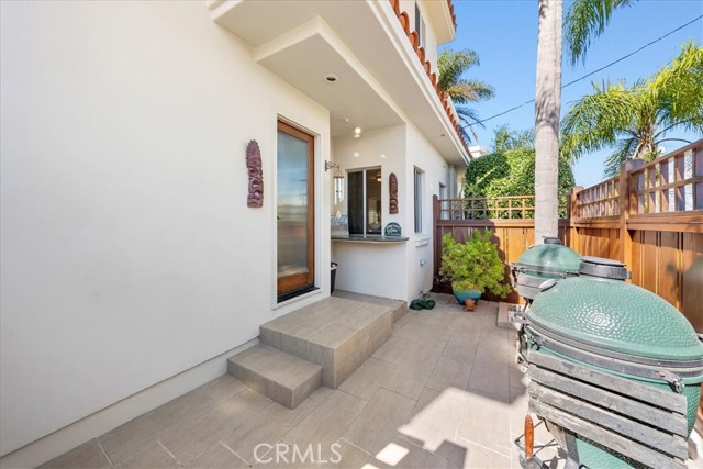 618 ruby, Redondo Beach, California 90277, 4 Bedrooms Bedrooms, ,3 BathroomsBathrooms,Residential,Sold,ruby,SB22013009
