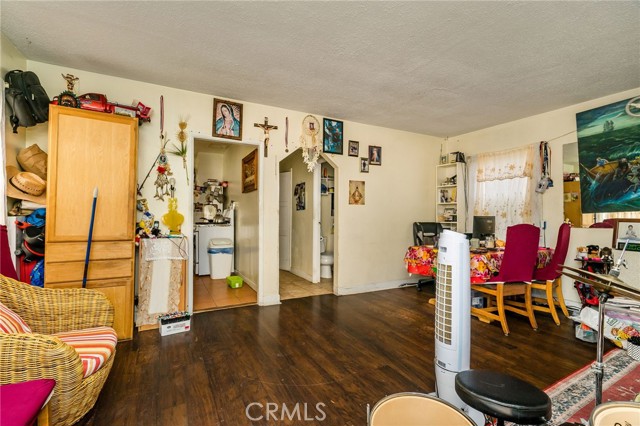 Detail Gallery Image 11 of 15 For 3752 Sawtelle, Los Angeles,  CA 90066 - 3 Beds | 3 Baths