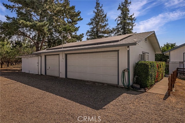 Image 32 of 46 For 7652 Cutting Avenue