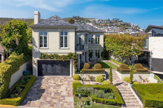 Detail Gallery Image 46 of 46 For 121 Emerald Bay, Laguna Beach,  CA 92651 - 5 Beds | 4/1 Baths