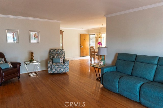 3101 E 2nd Street, Long Beach CA: https://media.crmls.org/medias/5ca5a8b2-7763-45ac-acc0-b8e9ee4f28c1.jpg