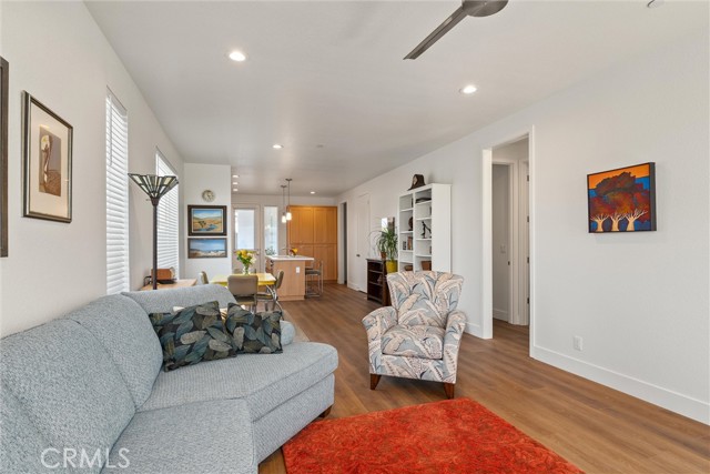 Detail Gallery Image 9 of 27 For 1671 Thea Ave, Chico,  CA 95928 - 3 Beds | 2 Baths
