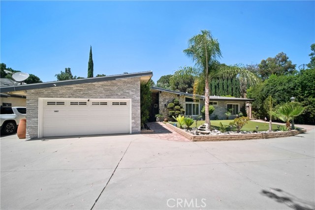 16857 Colven Road, Granada Hills CA: https://media.crmls.org/medias/5ca62a5f-7aee-4c40-8327-483709ab6bd8.jpg