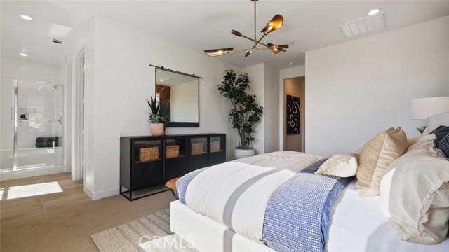 Detail Gallery Image 9 of 27 For 410 Checkerbloom Ln, Santa Paula,  CA 93060 - 4 Beds | 3/1 Baths