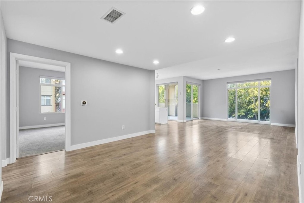 MLS #SW25223301 image #3