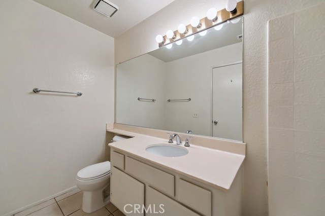 40 Brownfield Lane, Pomona CA: https://media.crmls.org/medias/5ca82791-e10c-4ece-a2e4-756a3e5b072d.jpg