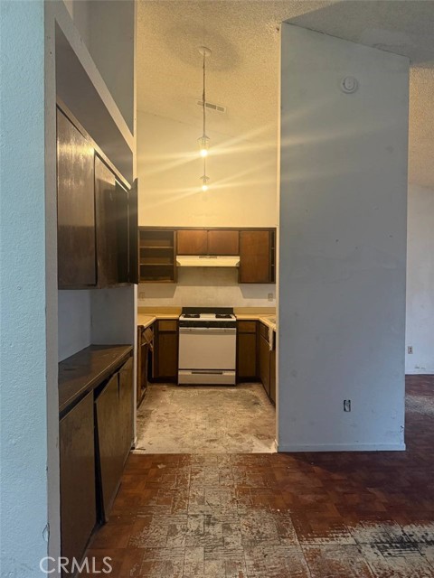 Detail Gallery Image 6 of 21 For 1644 N Tipton St, Visalia,  CA 93292 - 2 Beds | 1 Baths