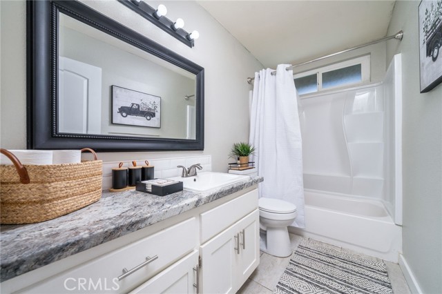 Image 16 of 45 For 40448 Marsha Court