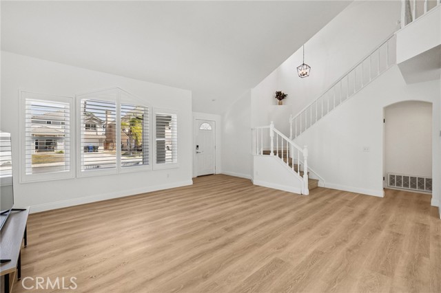 Detail Gallery Image 3 of 39 For 5731 5731 Applecross, Riverside,  CA 92507 - 3 Beds | 2/1 Baths