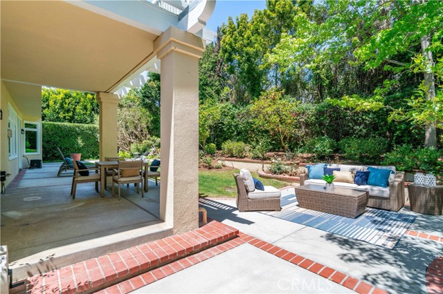 48 Via Porto Grande, Rancho Palos Verdes CA: https://media.crmls.org/medias/5ca8bb51-9bca-43e8-b1f7-c66faae6bca2.jpg
