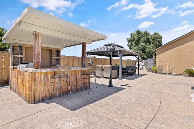 863 Legacy Drive, Lemoore CA: https://media.crmls.org/medias/5ca8cdf1-be6e-4610-8a27-c0cf012ec867.jpg