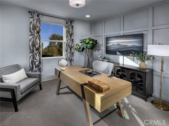 209 Aurora Lane, Pomona CA: https://media.crmls.org/medias/5ca94fb3-ed43-4083-8655-03340ebde92b.jpg