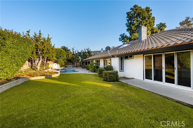 Detail Gallery Image 45 of 49 For 19001 Castlegate Ln, North Tustin,  CA 92705 - 4 Beds | 3/1 Baths