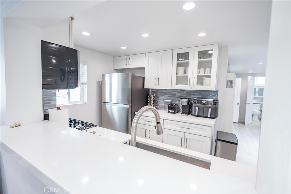 MLS #NP25274544 image #6