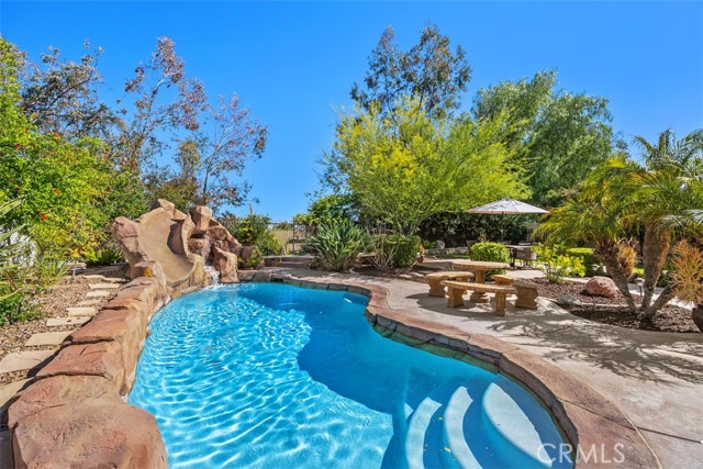 Detail Gallery Image 1 of 39 For 32147 Corte Florecita, Temecula,  CA 92592 - 5 Beds | 3 Baths