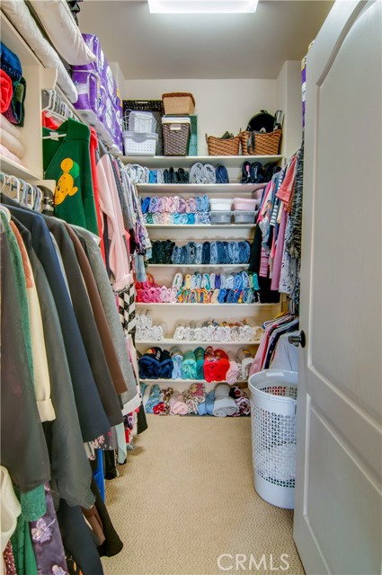 Master Walk-in Closet (1)