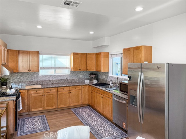 Detail Gallery Image 18 of 45 For 1519 W 37th Pl, Los Angeles,  CA 90018 - 3 Beds | 2/1 Baths