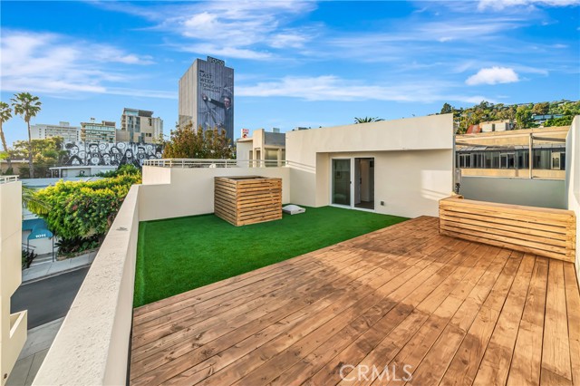 Detail Gallery Image 34 of 42 For 1020 Hilldale, West Hollywood,  CA 90069 - 3 Beds | 3 Baths