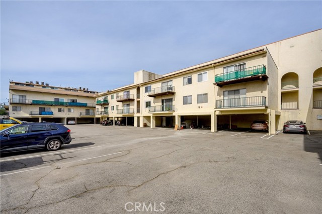 Detail Gallery Image 21 of 22 For 5460 White Oak #G324,  Encino,  CA 91316 - 1 Beds | 1 Baths