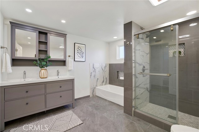 Detail Gallery Image 36 of 63 For 449 S Wellington, Orange,  CA 92869 - 5 Beds | 2/1 Baths