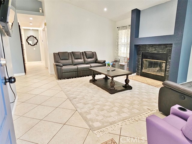 29650 Saint Andrews Court, Murrieta CA: https://media.crmls.org/medias/5cadee6b-1dc4-43fe-8272-f2632f820f70.jpg