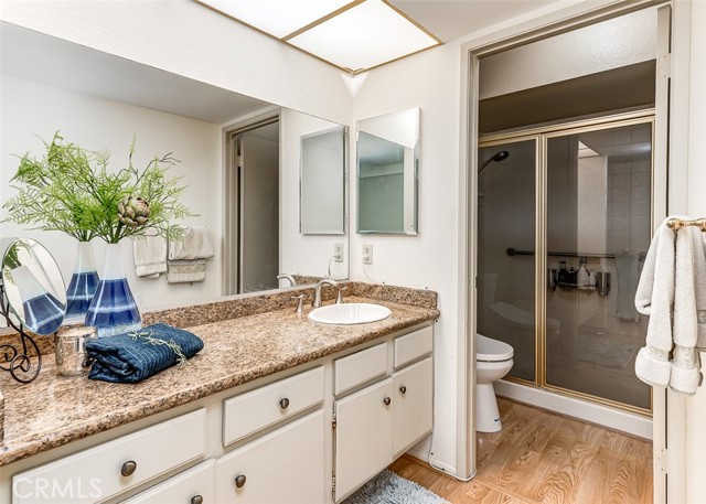 Detail Gallery Image 14 of 23 For 5224 W 190th St, Torrance,  CA 90503 - 3 Beds | 2/1 Baths