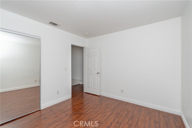 Detail Gallery Image 9 of 37 For 1888 Plaza Del Amo, Torrance,  CA 90501 - 4 Beds | 2/1 Baths