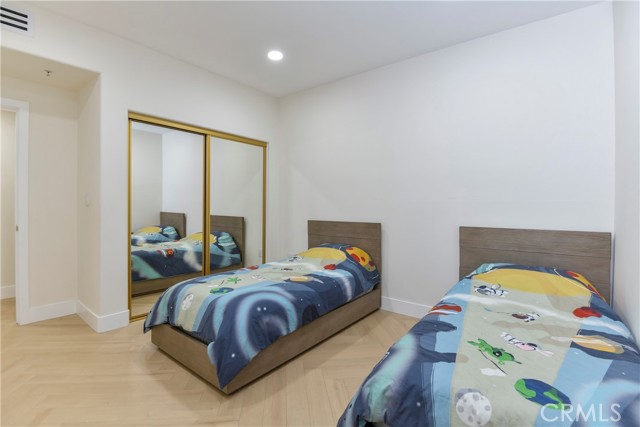 Detail Gallery Image 20 of 33 For 250 N First St #321,  Burbank,  CA 91502 - 2 Beds | 2 Baths