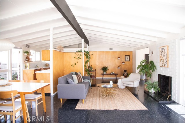 Detail Gallery Image 11 of 45 For 3168 Stevely Ave, Long Beach,  CA 90808 - 2 Beds | 2 Baths