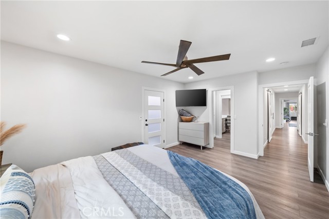 1031 E Andrews Drive, Long Beach CA: https://media.crmls.org/medias/5cb04b7d-4fec-49b4-b1f1-94402dc42ea4.jpg