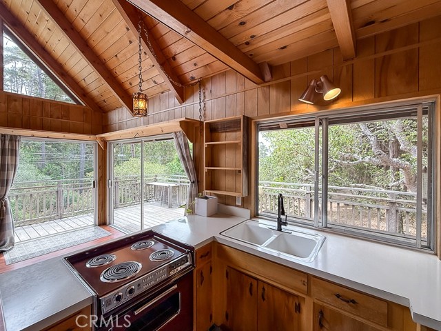 Detail Gallery Image 19 of 55 For 688 Randall Dr, Cambria,  CA 93428 - 2 Beds | 2 Baths