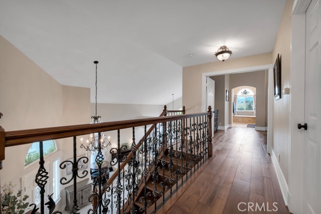 950 Firestone Circle, Simi Valley CA: https://media.crmls.org/medias/5cb0c1e4-ca57-43cb-9fe7-4a15056a651d.jpg