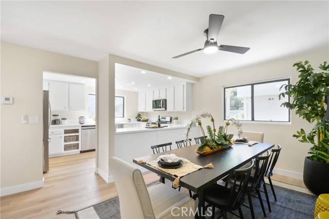 Detail Gallery Image 12 of 37 For 3618 W Estates a,  Rolling Hills Estates,  CA 90274 - 3 Beds | 2/1 Baths