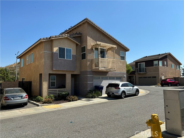 Detail Gallery Image 1 of 1 For 2067 N Colony Way, San Bernardino,  CA 92407 - 3 Beds | 2/1 Baths