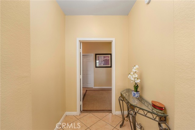 39600 Calle Gayube, Hemet CA: https://media.crmls.org/medias/5cb1c71b-727a-4d30-a62a-b93b4a74c5bf.jpg