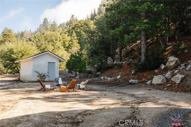 Detail Gallery Image 26 of 44 For 721 Chillon Dr, Crestline,  CA 92325 - 3 Beds | 2/1 Baths